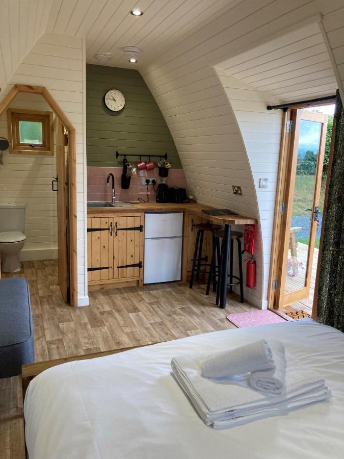 Hotel Delor - Bryntalch Glamping Pods Montgomery Exterior foto